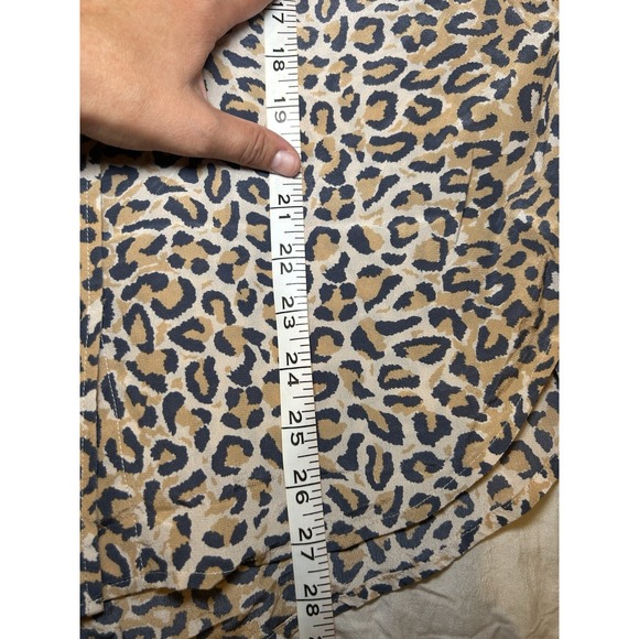 Equipment Femme Essential Long-Sleeve Leopard-Print Silk‎ Blouse Size M - Picture 10 of 10